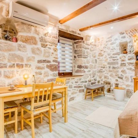 Kotor Bagus - Cozy Boutique Old Town Studio With Seaview Terrace 외부 사진