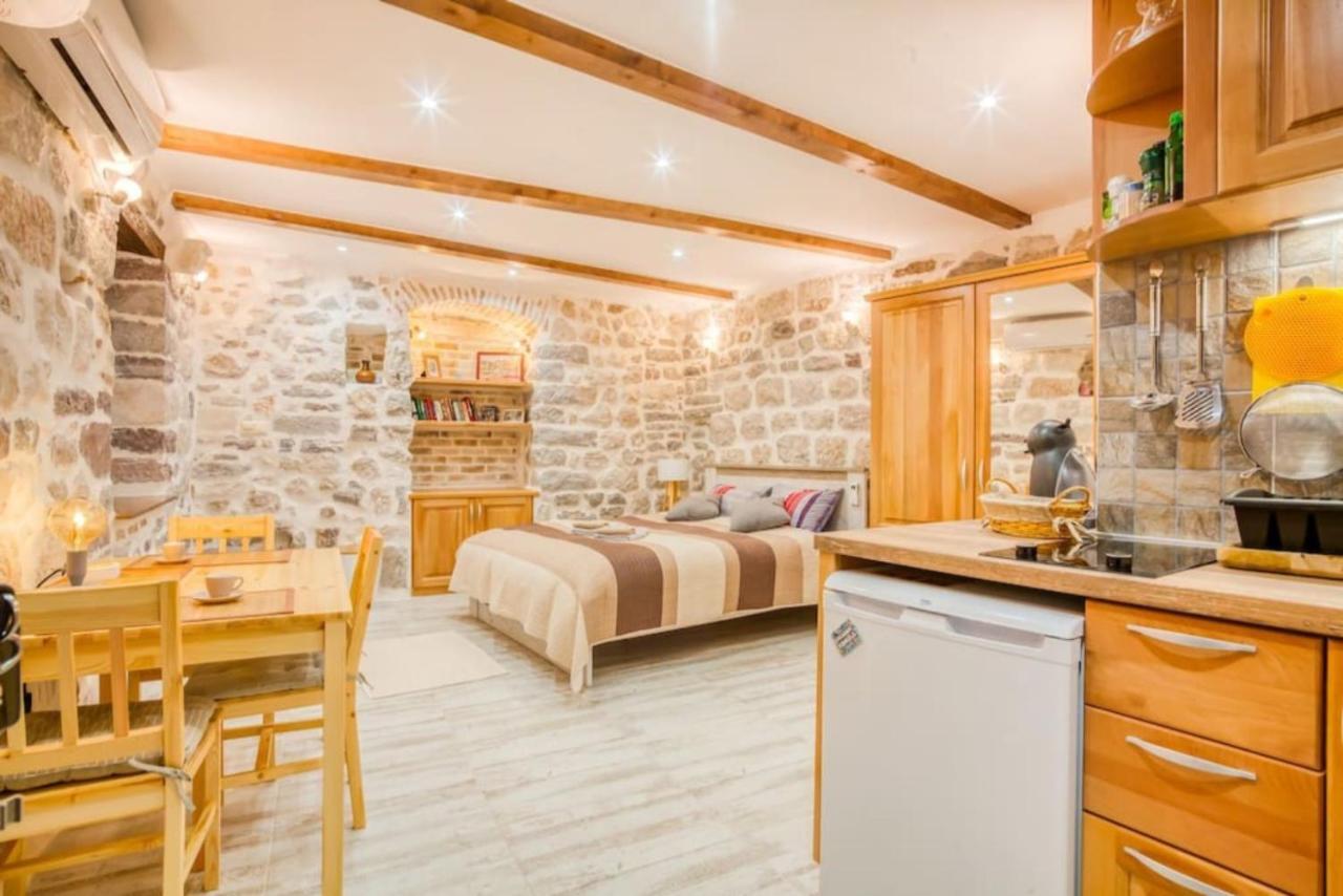 Kotor Bagus - Cozy Boutique Old Town Studio With Seaview Terrace 외부 사진