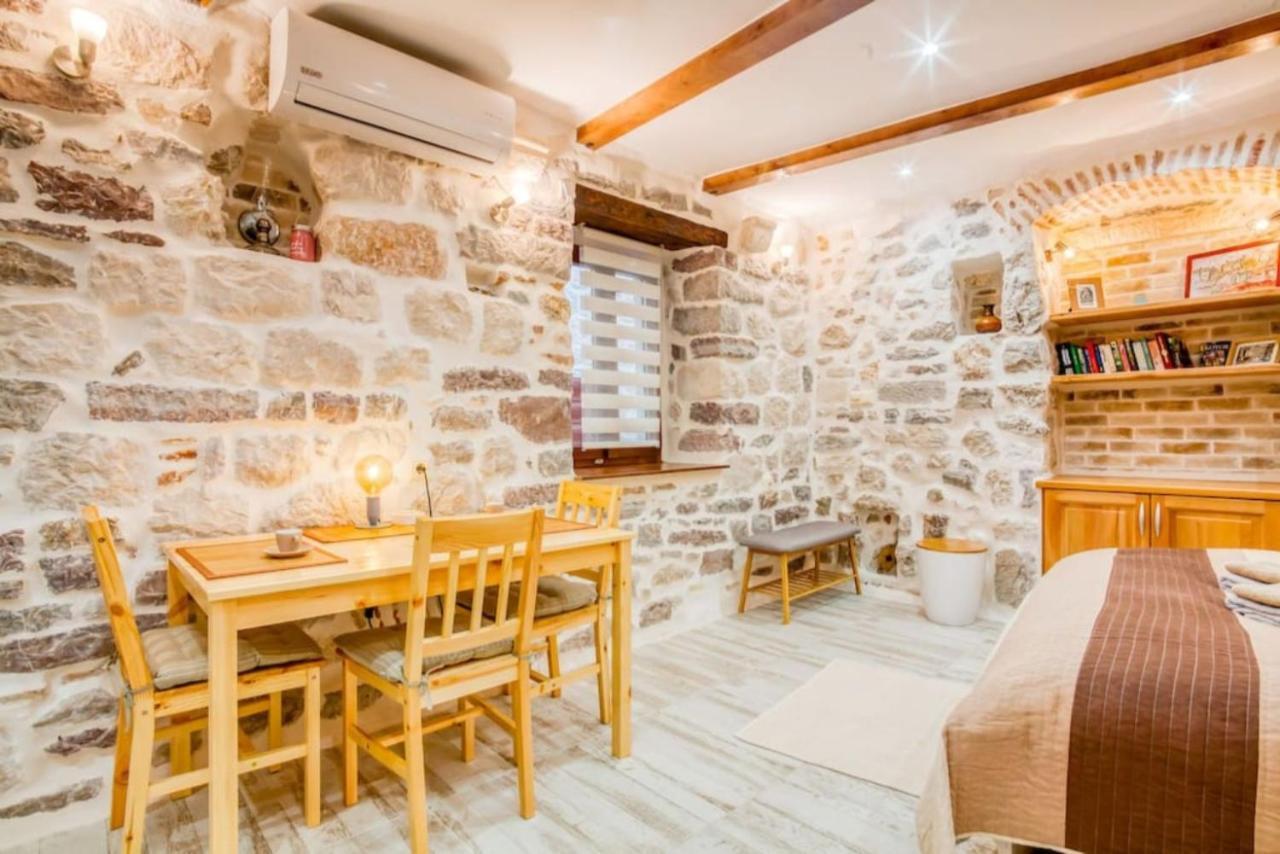 Kotor Bagus - Cozy Boutique Old Town Studio With Seaview Terrace 외부 사진